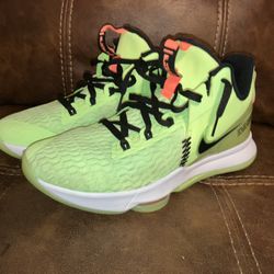 Nike Lebron Witness 5 'Grinch' Shoes Mens  Lime Glow Basketball 