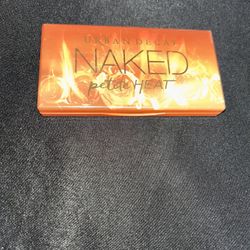 Urban decay naked petite heat 