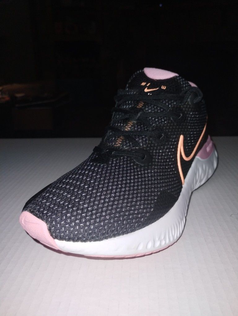 (Size-12) Great Shape, Women's Nike Renew Run
Black White Pink CK6360-001