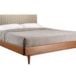 Like New Tisch Poplar Wood Bed Frame & Headboard