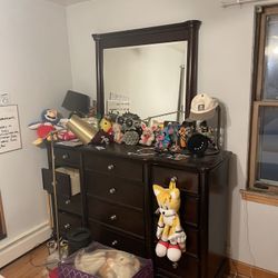 Moving Out Got These Items For Sale 