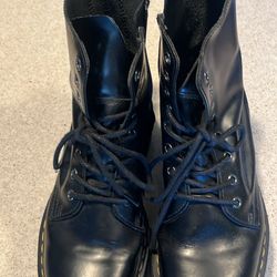 Dr. Martens Jadon Smooth Leather Platform Boots in black.