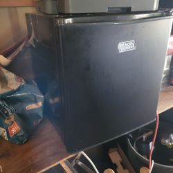 Mini Fridge 