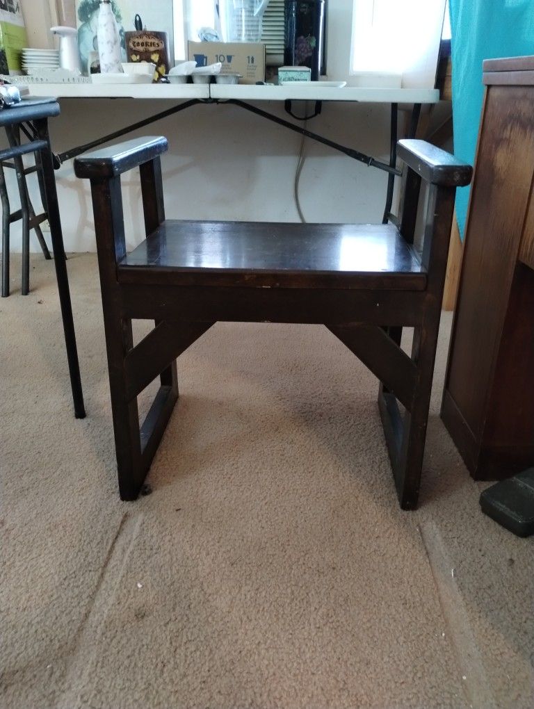 Antique Photography Chairs