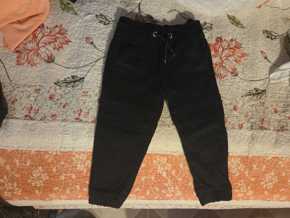Black Cargo Pants