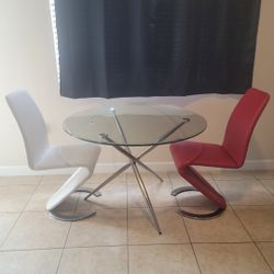 Table With Two Chairs 