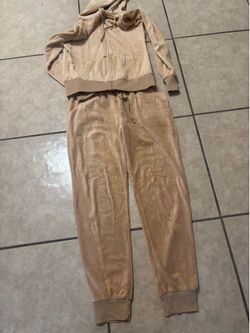 beige fashion nova set woman’s