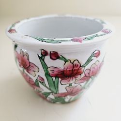 3" White Ceramic Porcelain Flower Planter with Green Red Rose Bud Design and Trim. 3" Opening. Pre-owned in excellent condition. No chips or cracks. M
