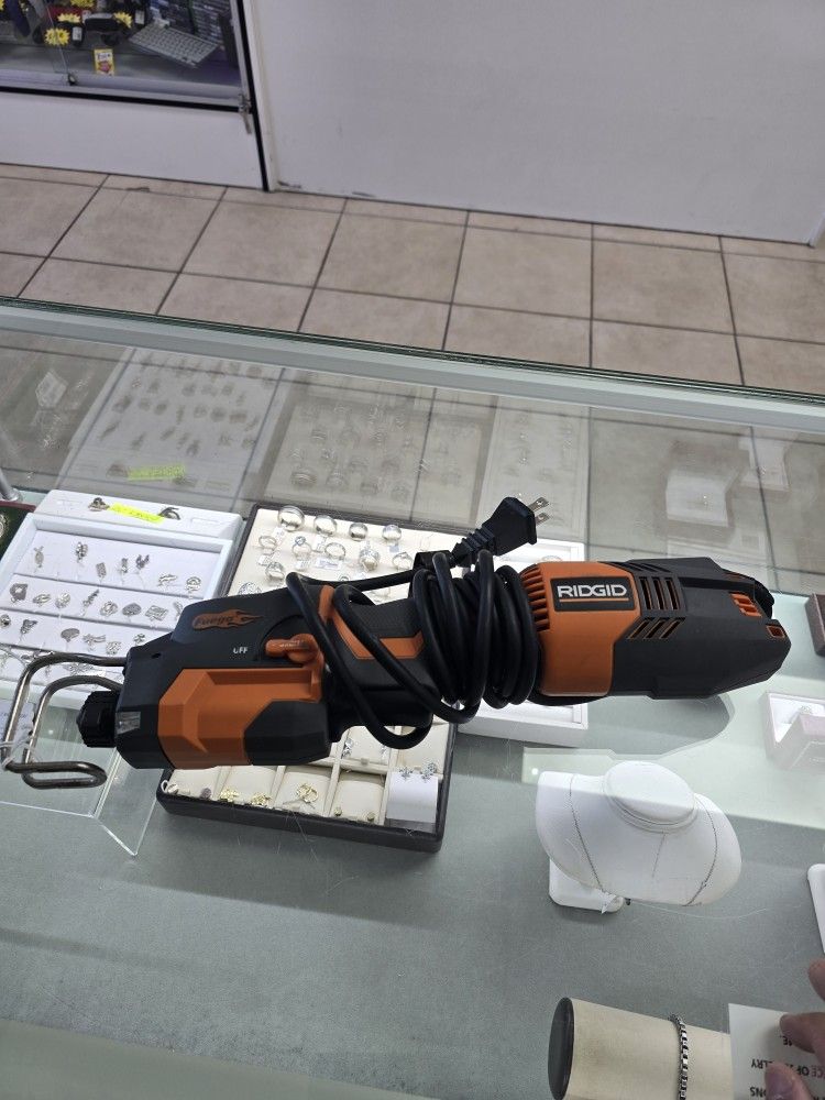 Reciprocating Saw R3031