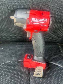 Milwaukee m18 fuel brushless 1/2in midtorque tool only