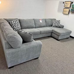 Living Space Gray U Shaped Modular Sectional Couch Set With Chaise Right/Left Face ⭐$39 Down Payment with Financing ⭐ 90 Days same as cash