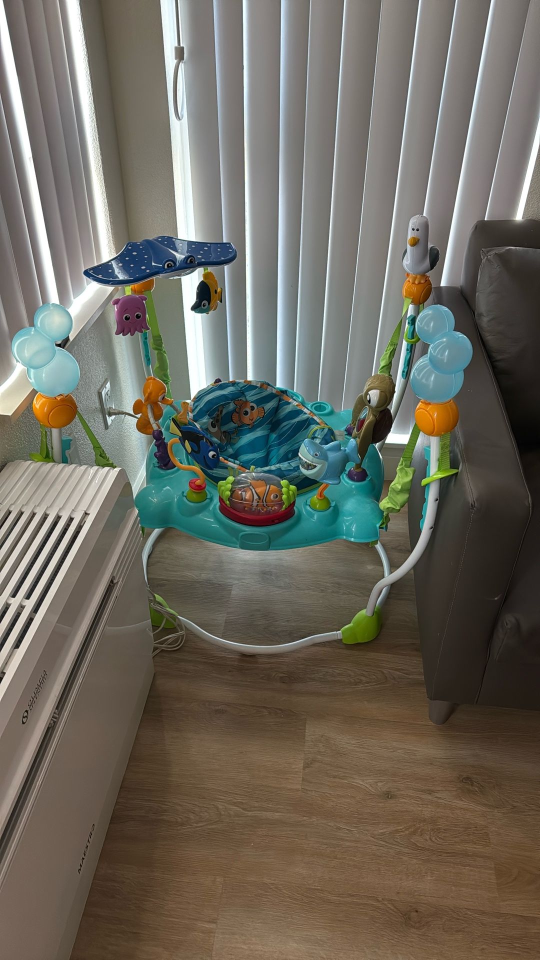 Finding Nemo Baby Jumper