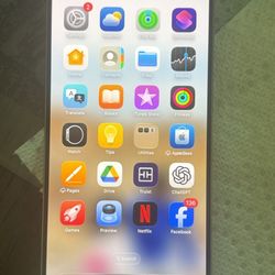 iPhone 15 PROMAX Titanium Color UNLOCKED And Goes With Any Carrier 