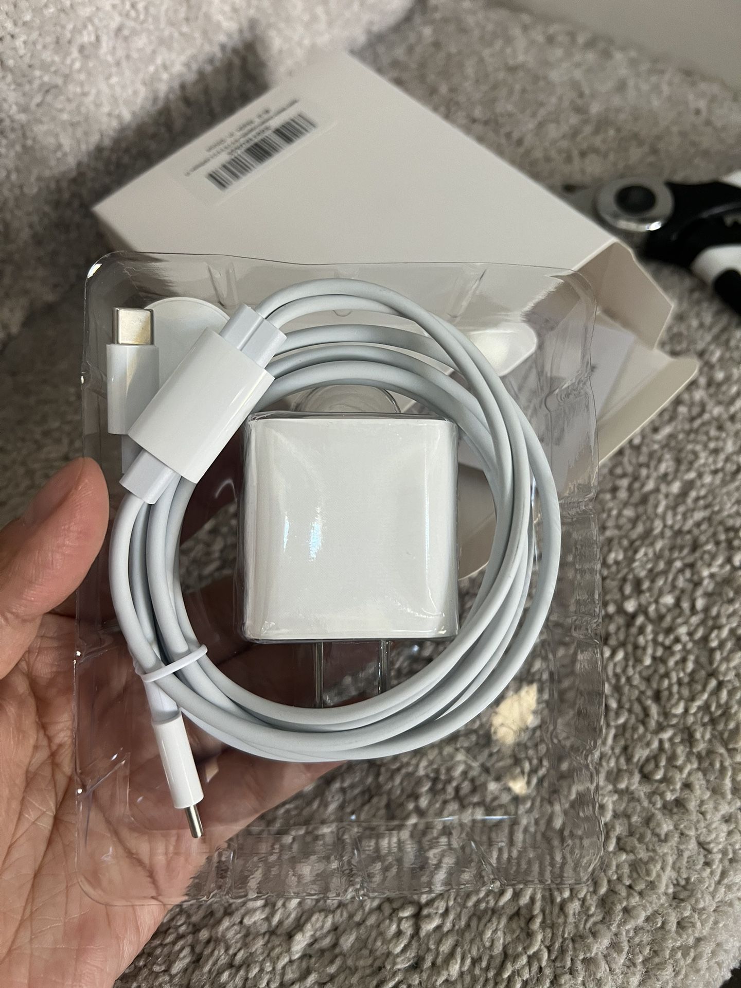 2-in-1 USB C charger