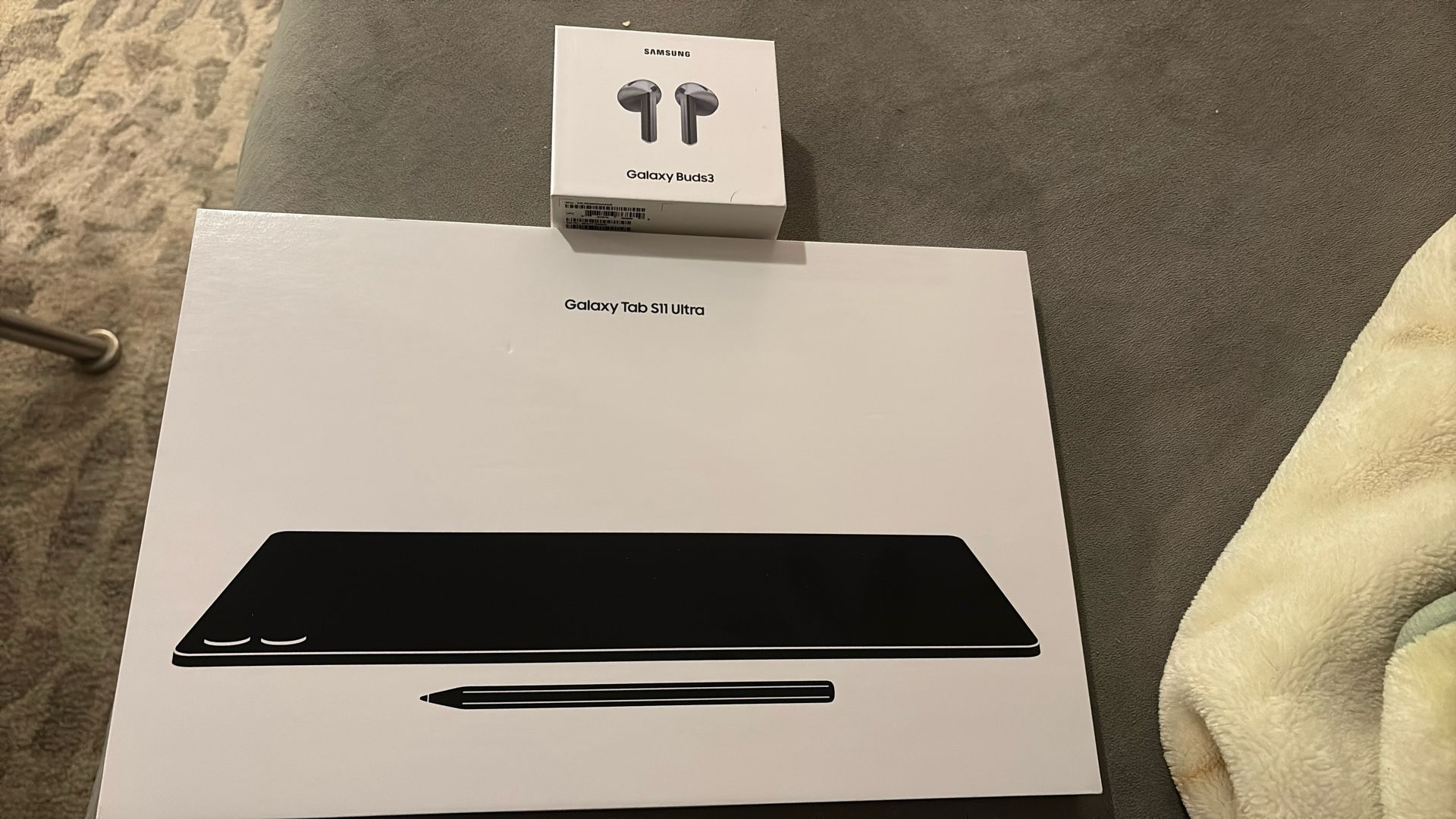 Samsung Tab S11 Ultra Silver 256gb + Buds 3