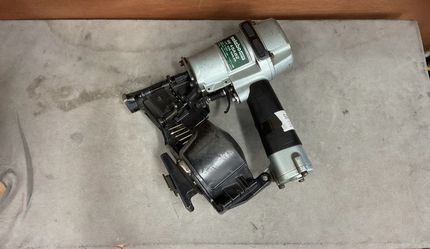 Metabo HPT 1-3/4-in 15 -Degree Pneumatic Coil Roofing Nailer