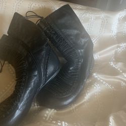 Leather Tie-up Black Boots Size 8