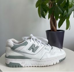 Women Size 8.5 New Balance 550 White Juniper Gray Shoes