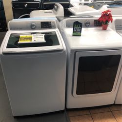 SAMSUNG WASHER AND DRYER SET (GAS)