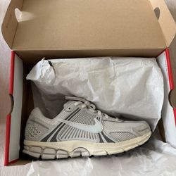 Nike Zoom Vomero 5 “Platinum Tint”