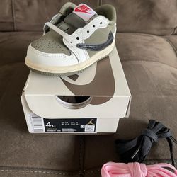 Jordan 1 Low
