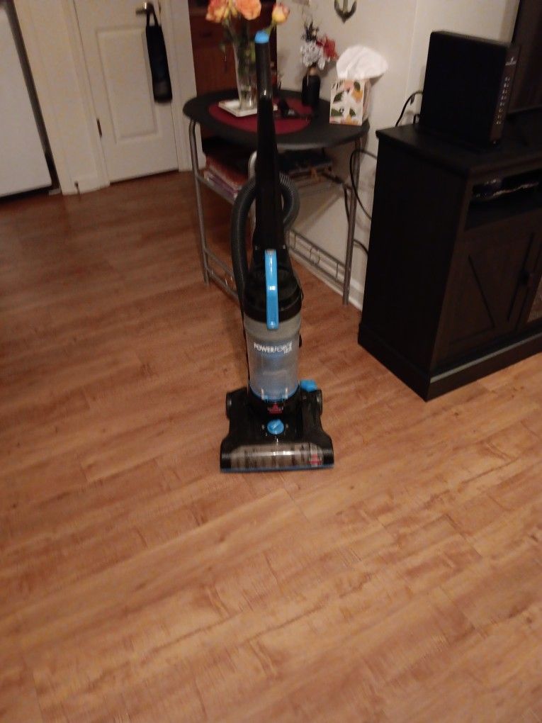 Powerforce Helix Vacuum Cleaner 