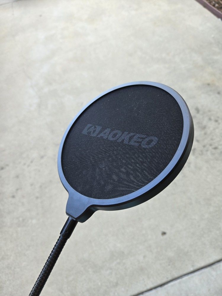 Microphone Sound Shield