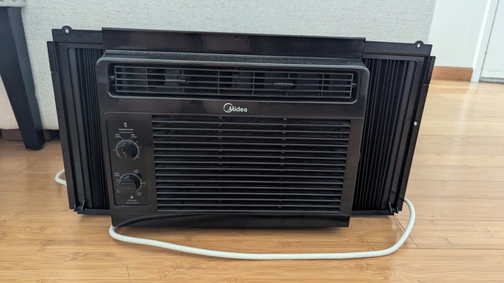 Window AC Unit