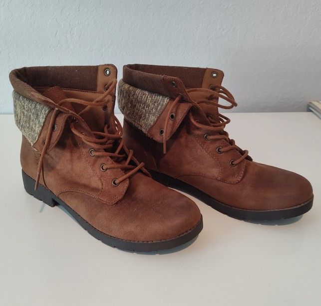 Arizona jeans brown boots 9.5 medium