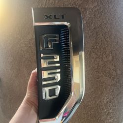 Ford F250 XLT Badge