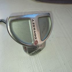 Left-handed Odyssey White Hot 2 Ball