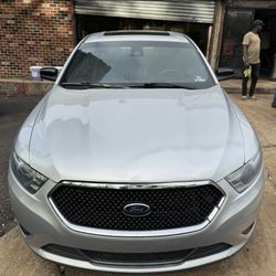 2013 Ford Taurus