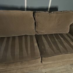 L SHAPE COUCH-NEED GONE TODAY