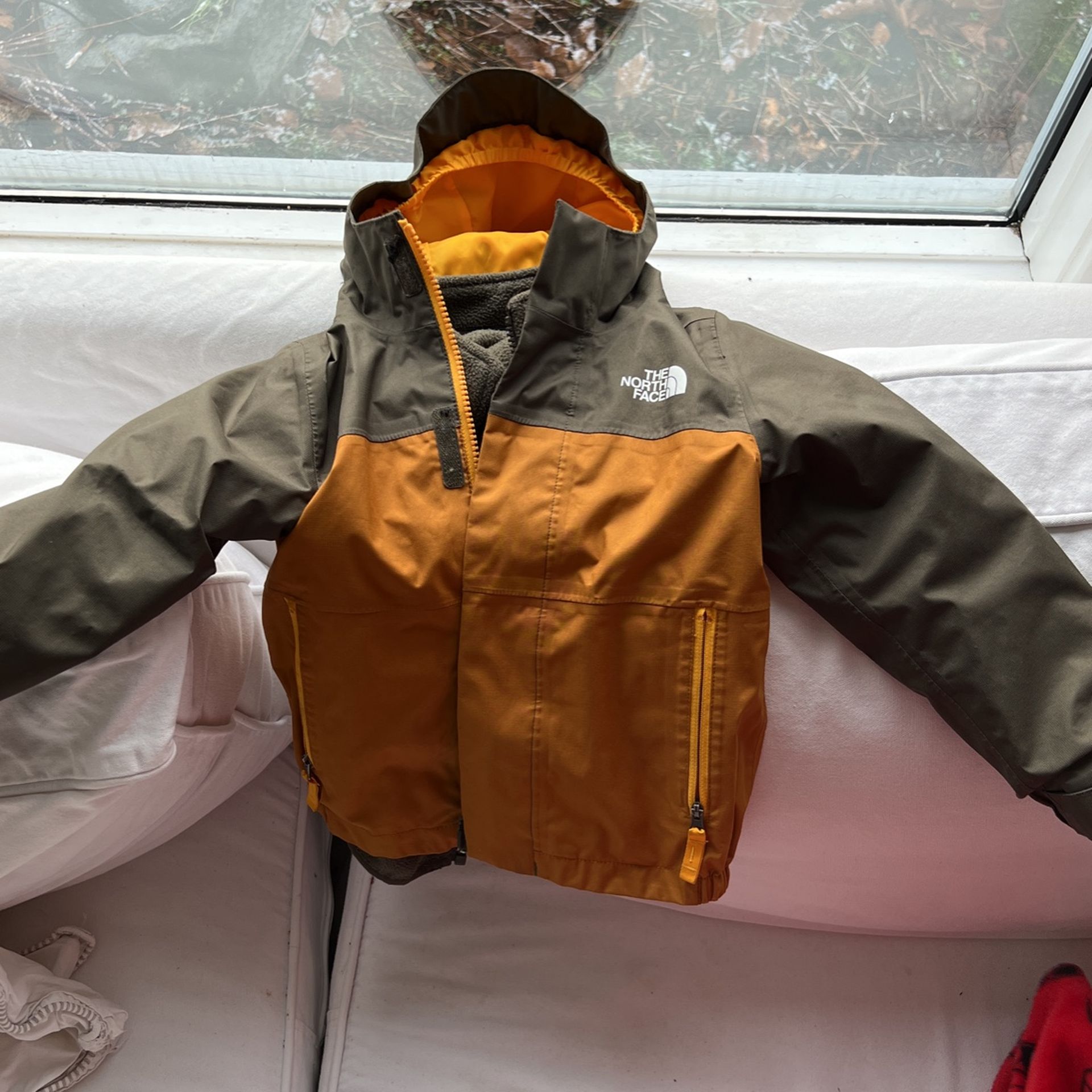 NorthFace Winter Jacket - Boys Age 4 Years Old