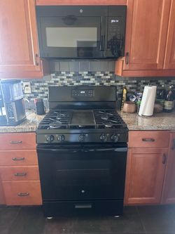 GE 30” Gas Range – Black – Working When Removed – $375 OBO