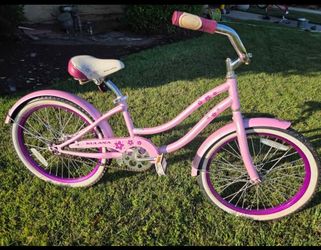 KULANA 20". Well taken care of. It is ready to ride. $90 🚵‍♀️