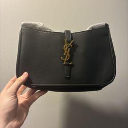 Yves Saint Laurent Bag