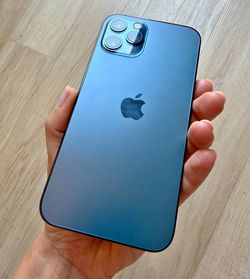 iPhone 12 Pro, Factory UNLOCKED, Excellent Condition