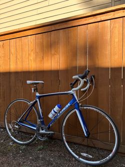 Trek Madone 4.5 Carbon Road Bike – 56cm frame - Lightweight Fitness Bicycle