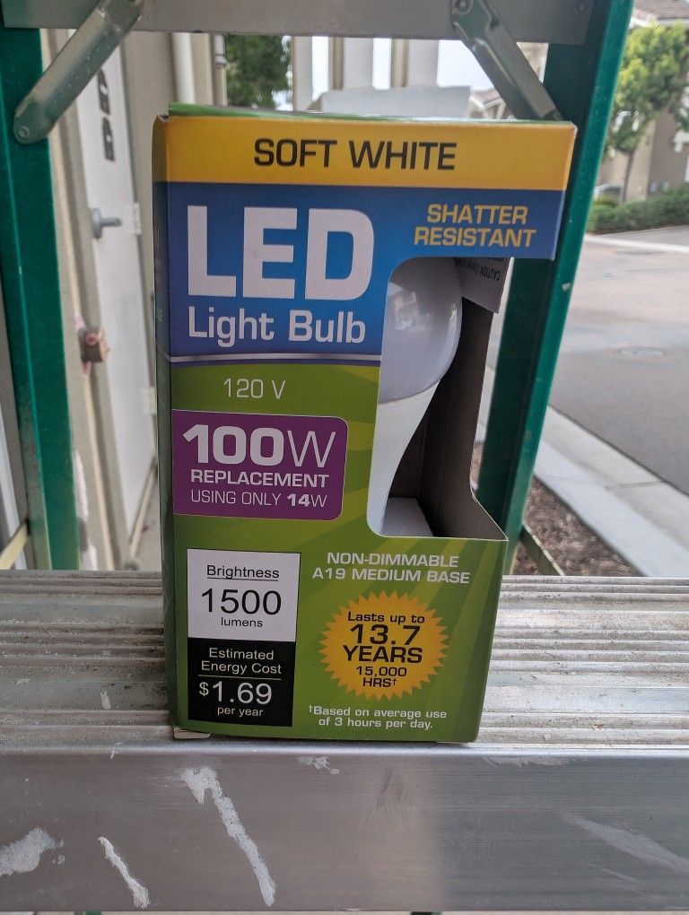 Box Of 30+ Led Light Bulbs