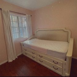 Twin Day Bed 