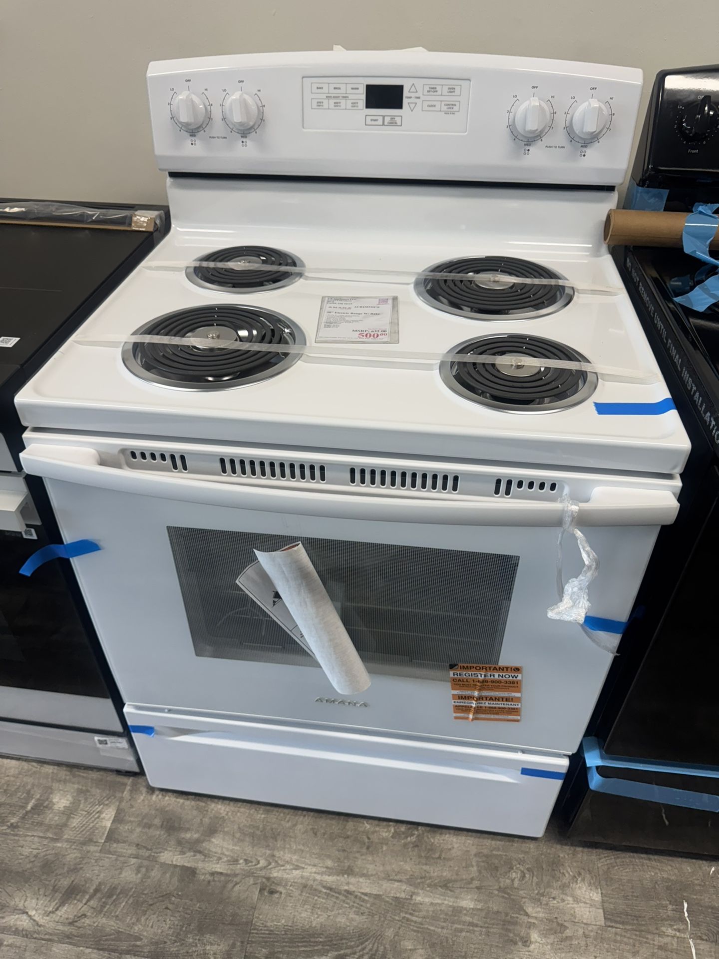 Amana 30” Electric Range W/ Bake