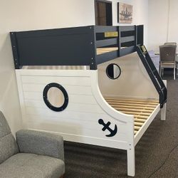 Twin And Full Size Bunk Bed 