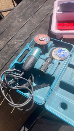 Makita angle grinder