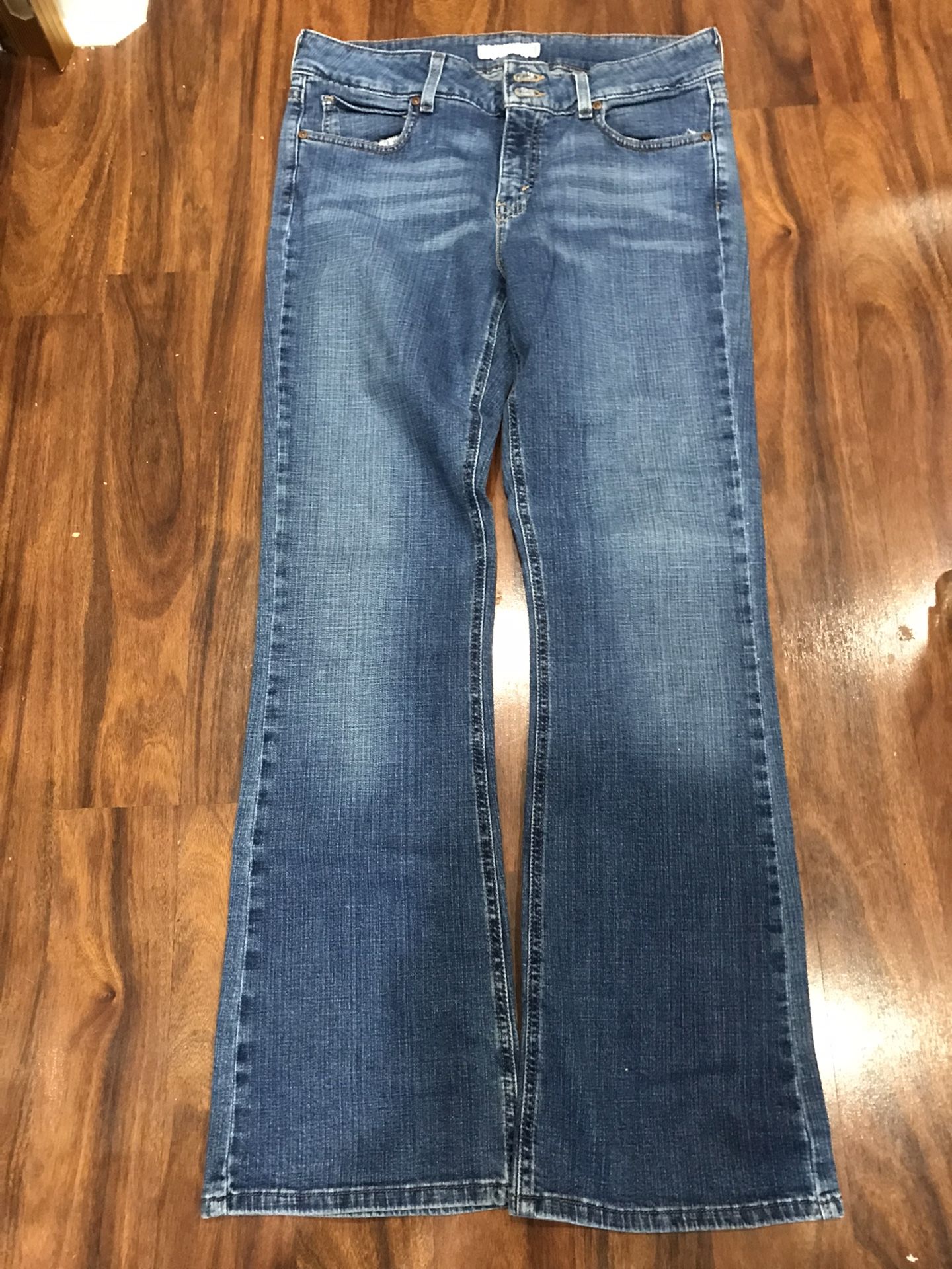 Levi’s Slender Bootcut Jeans Sz10