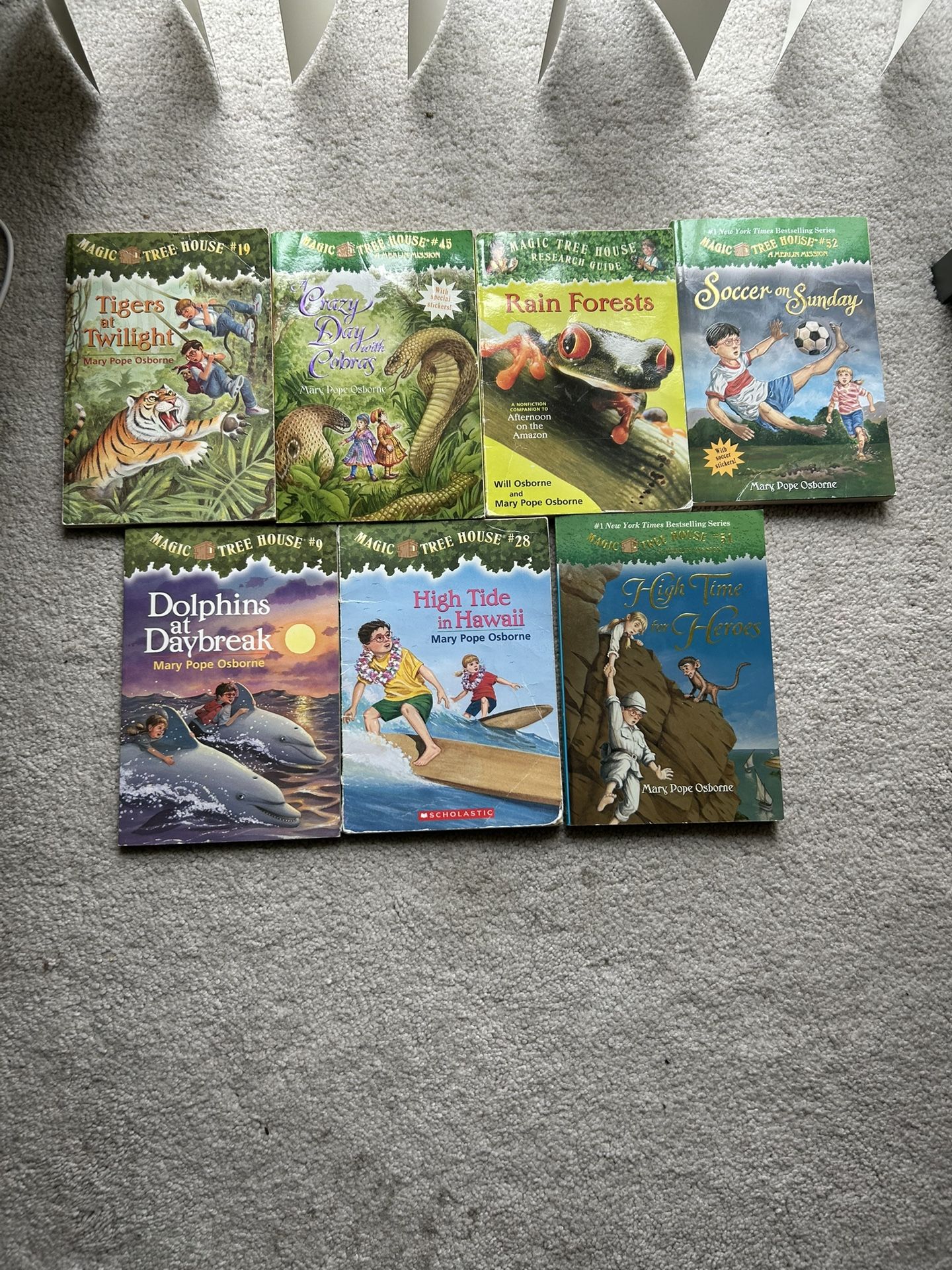 Magic Tree House Book Set – 7 Books – Great for Kids!