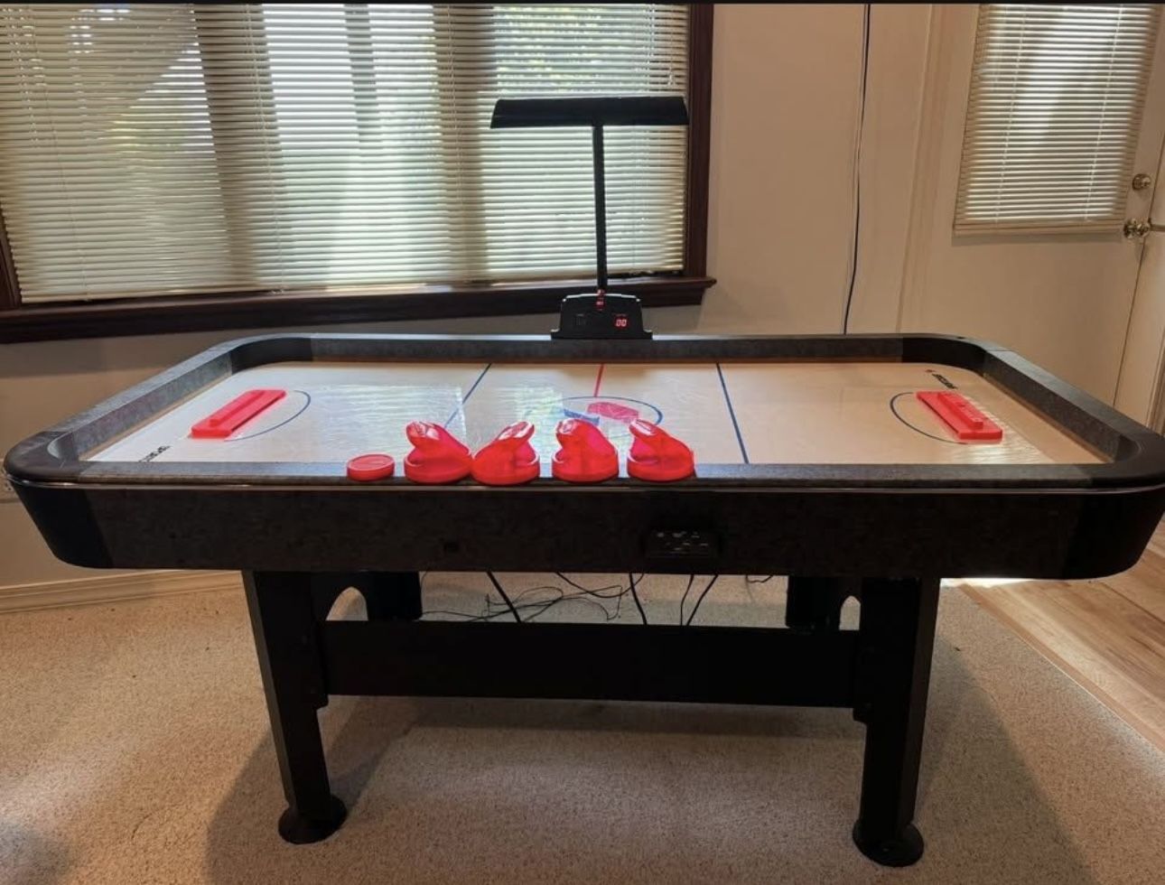 Air Hockey Table