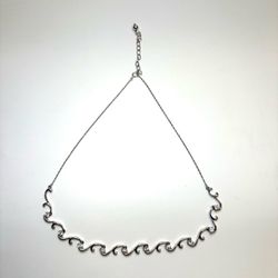 925 Sterling Silver Wavy Link Accent Necklace