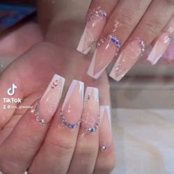 Acrylic nail Supplies