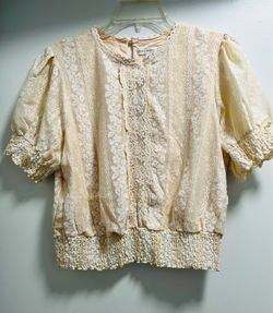 🤍 Vintage-Inspired Lace Puff Sleeve Blouse 🤍